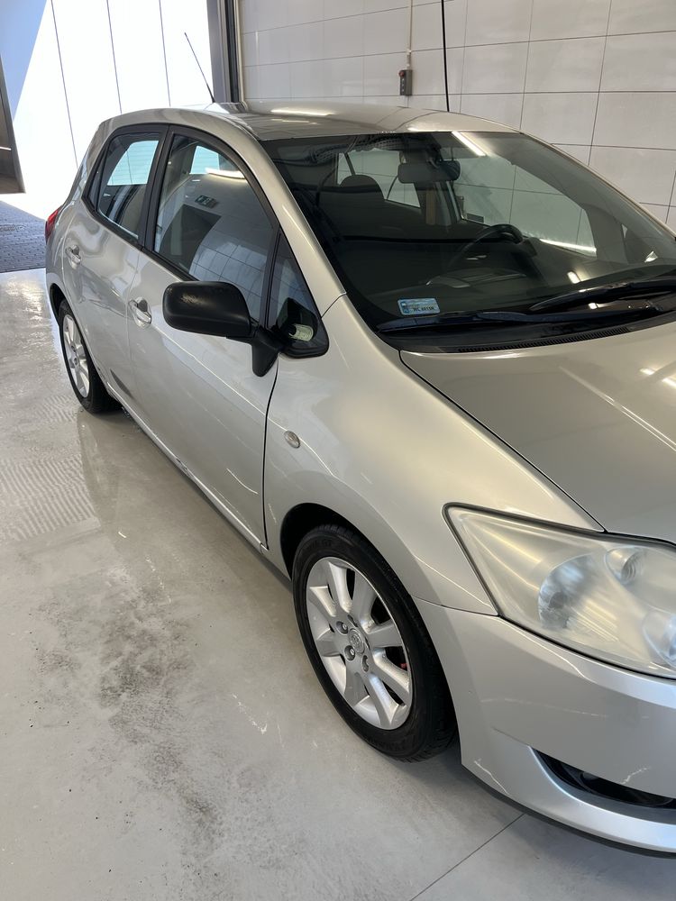 Samochód osoby Toyota Auris 1,4d