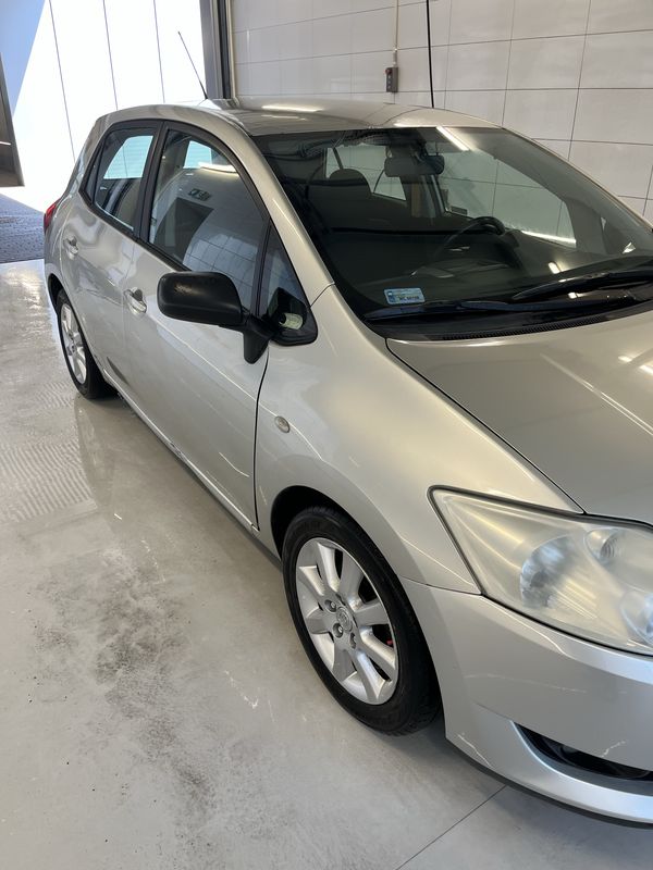 Samochód osoby Toyota Auris 1,4d