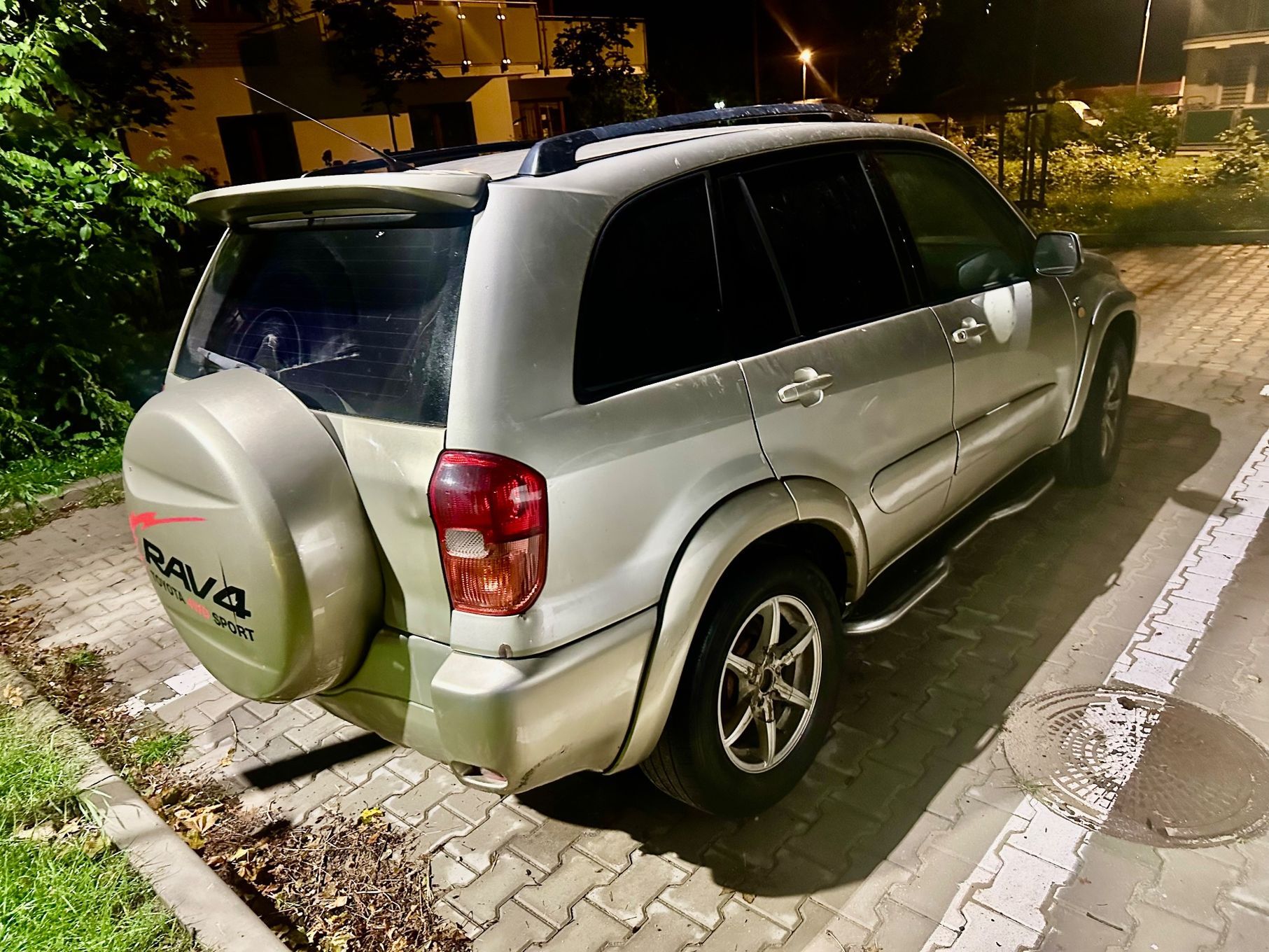 Toyota RAV4 2.0 diesel 4x4 klimatyzacja skóry