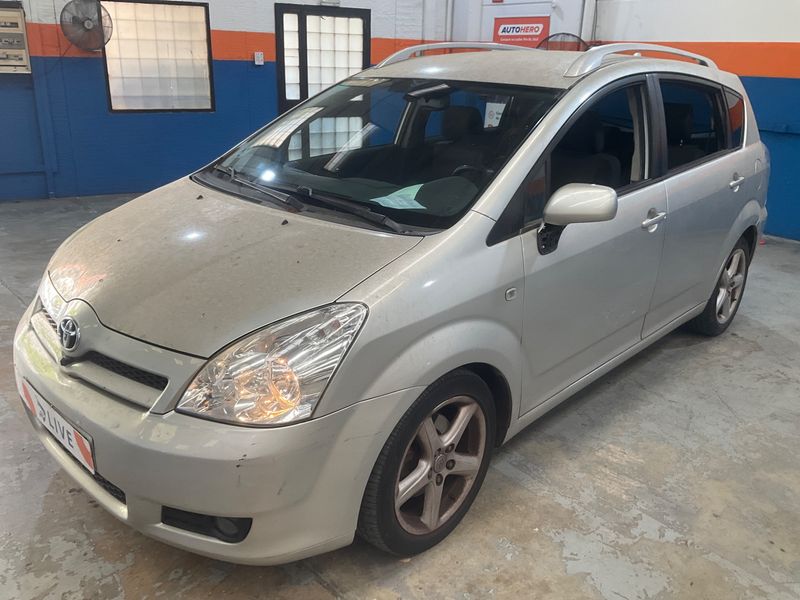 Toyota Corolla Verso 2.2 D-4D D-Cat Sol