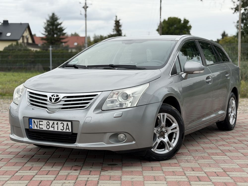 Toyota Avensis 2010 • 1.8 Petrol 147 KM • Climatronic • Cruise Control • 3 Keys • Installments