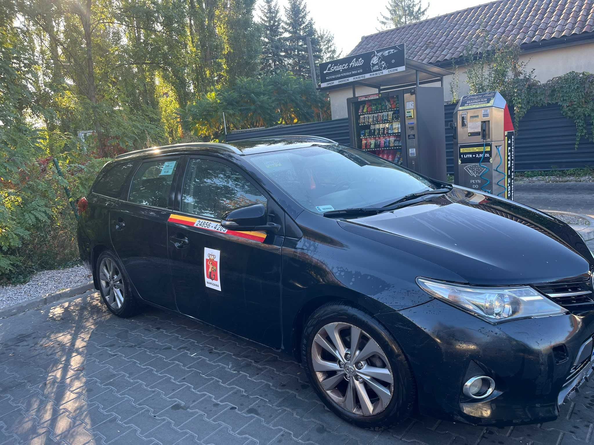 Toyota Auris 1.8 Hybrid 2014