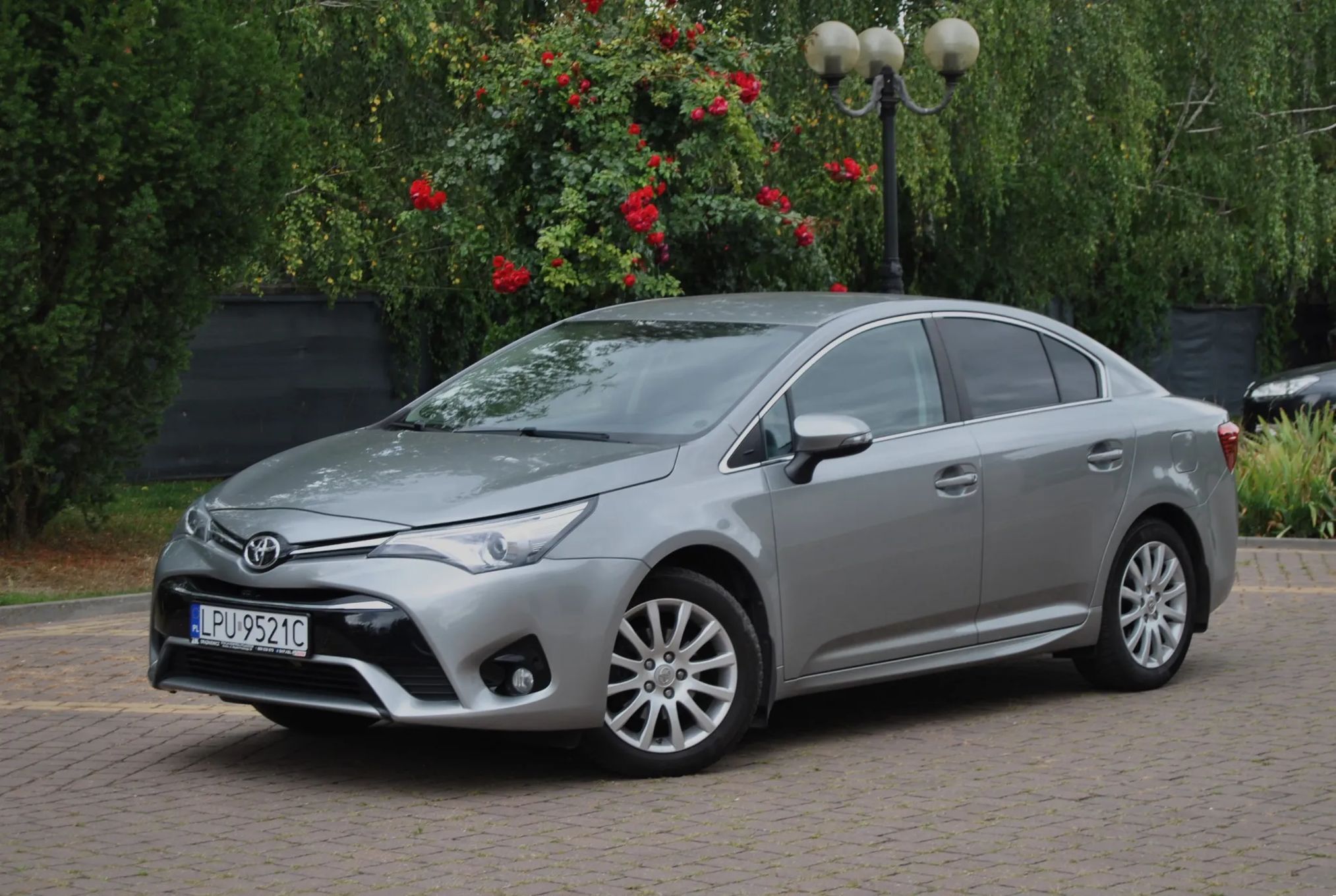 Toyota Avensis GWARANCJA, LIFT, 2015r, 1.8 Benzyna, Niski przebieg, Dobre wyposażenie