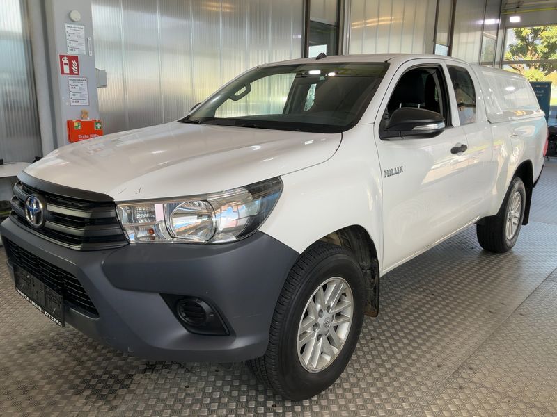Toyota Hilux 2.4 D-4D Extra Cab Country 4x4