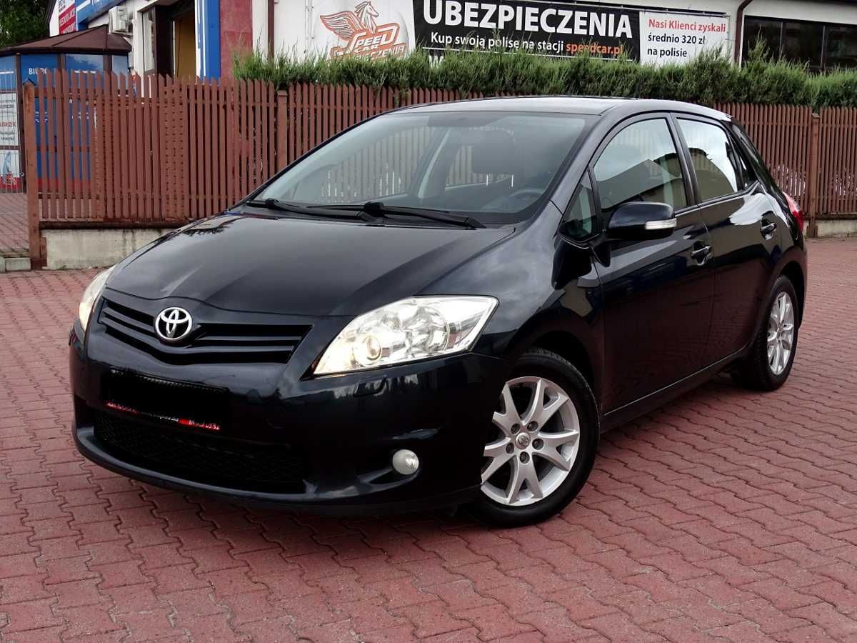 Toyota Auris 1.6 Petrol 2011