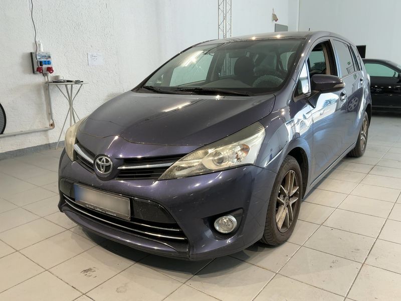 Toyota Verso 1.6 D-4D SkyView Edition