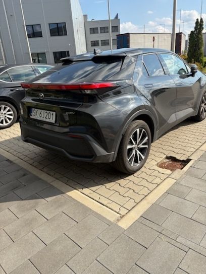 Toyota C-HR Toyota C-HR 1.8 Hybrid 140 KM 2025 – CESJA LEASINGU WYNAJEM – odstępne