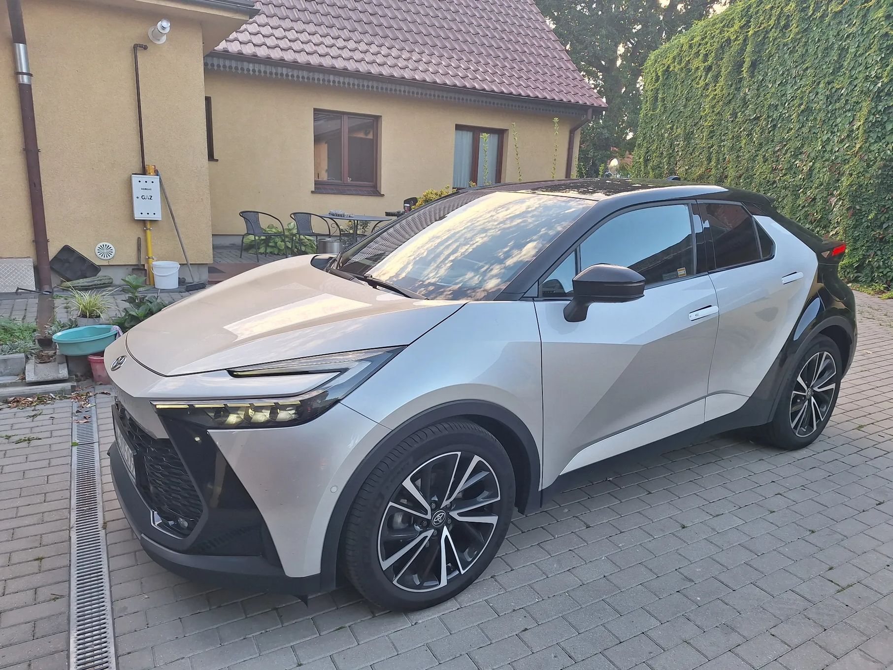 Toyota C-HR 2.0 Hybrid 2023