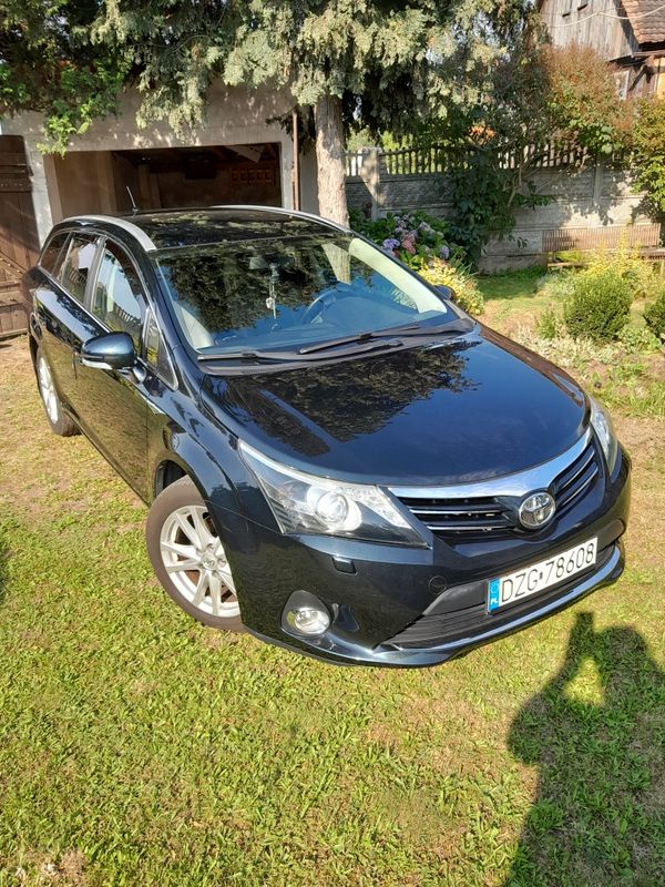 Toyota Avensis T27