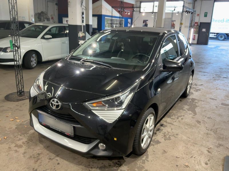 Toyota Aygo 1.0 x-play Team D