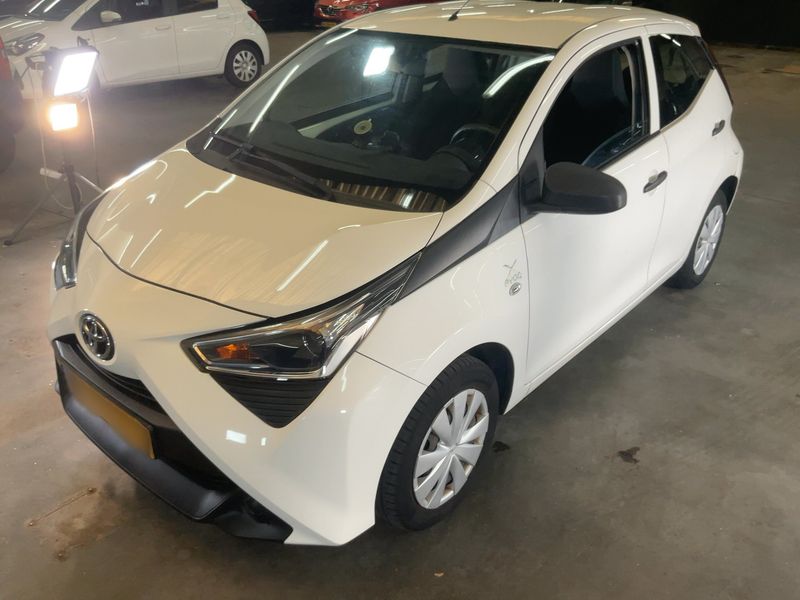 Toyota Aygo 1.0 X-Joy