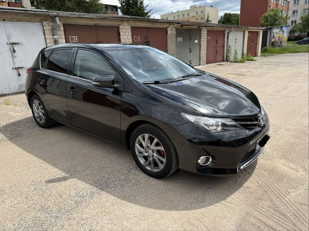 Toyota Auris 1.6 VVT-i 2013