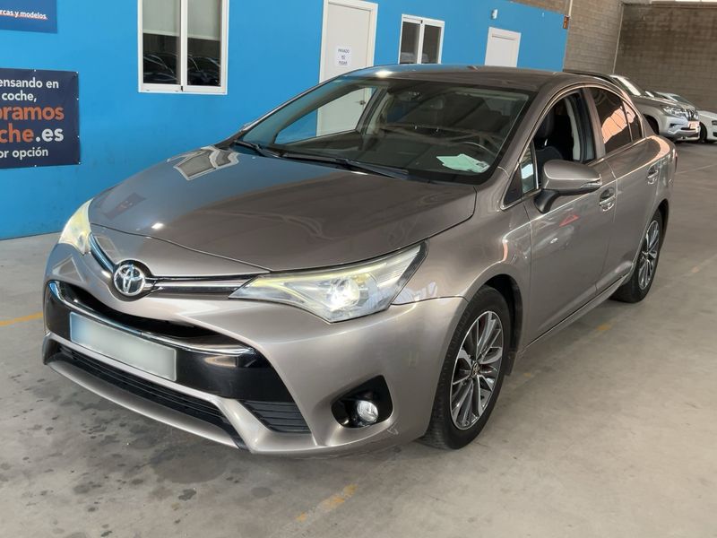 Toyota Avensis 2.0 D-4D Advance