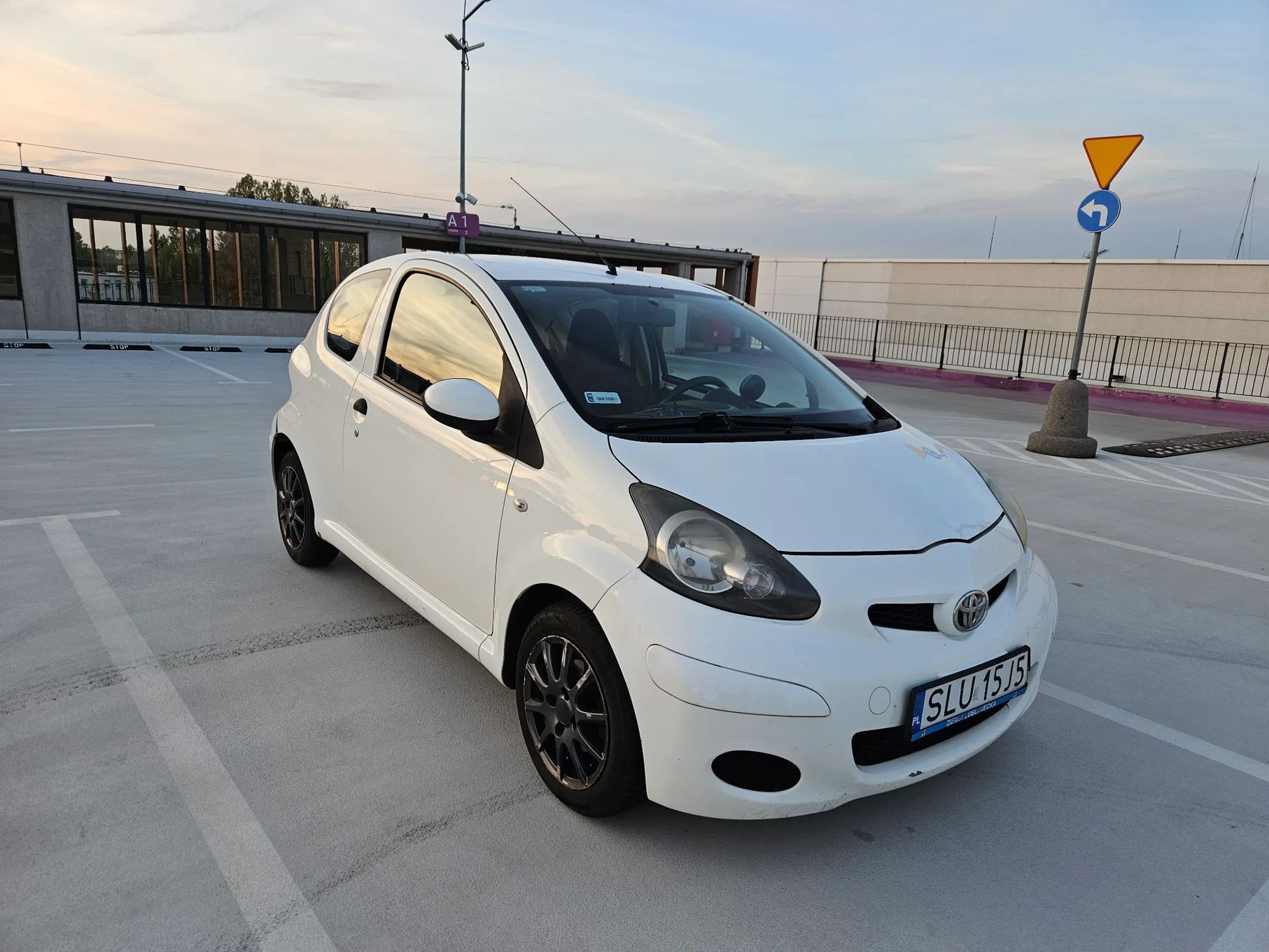 Toyota Aygo Klima | Opony wielosezonowe | OC przegląd do lipca 2027