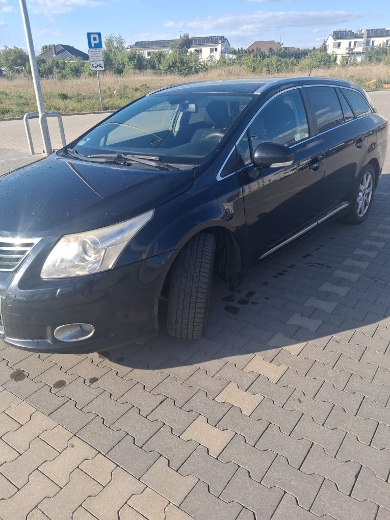 Sprzedam Toyota Avensis