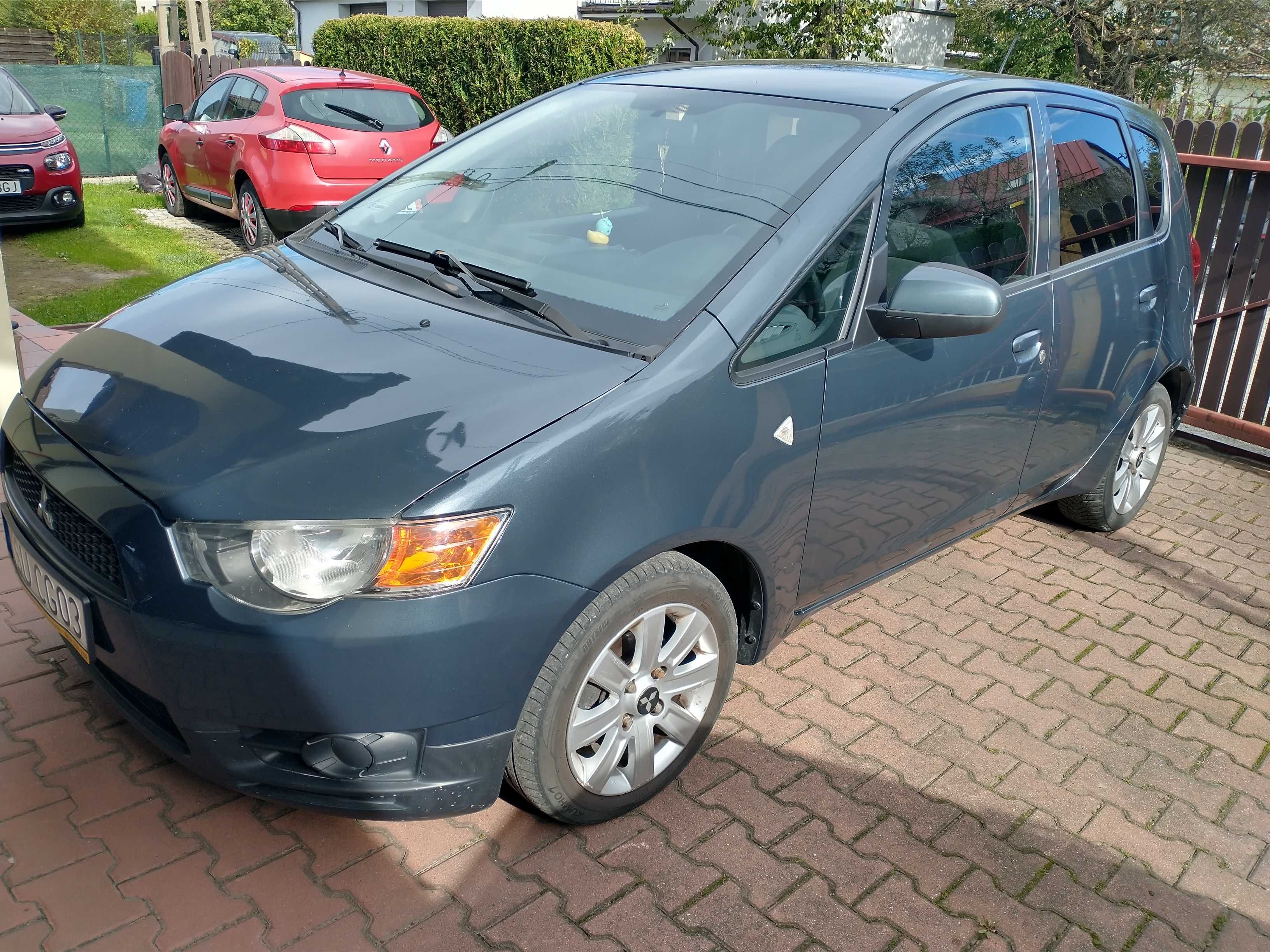 Mitsubishi Colt 1.1 Petrol 2011