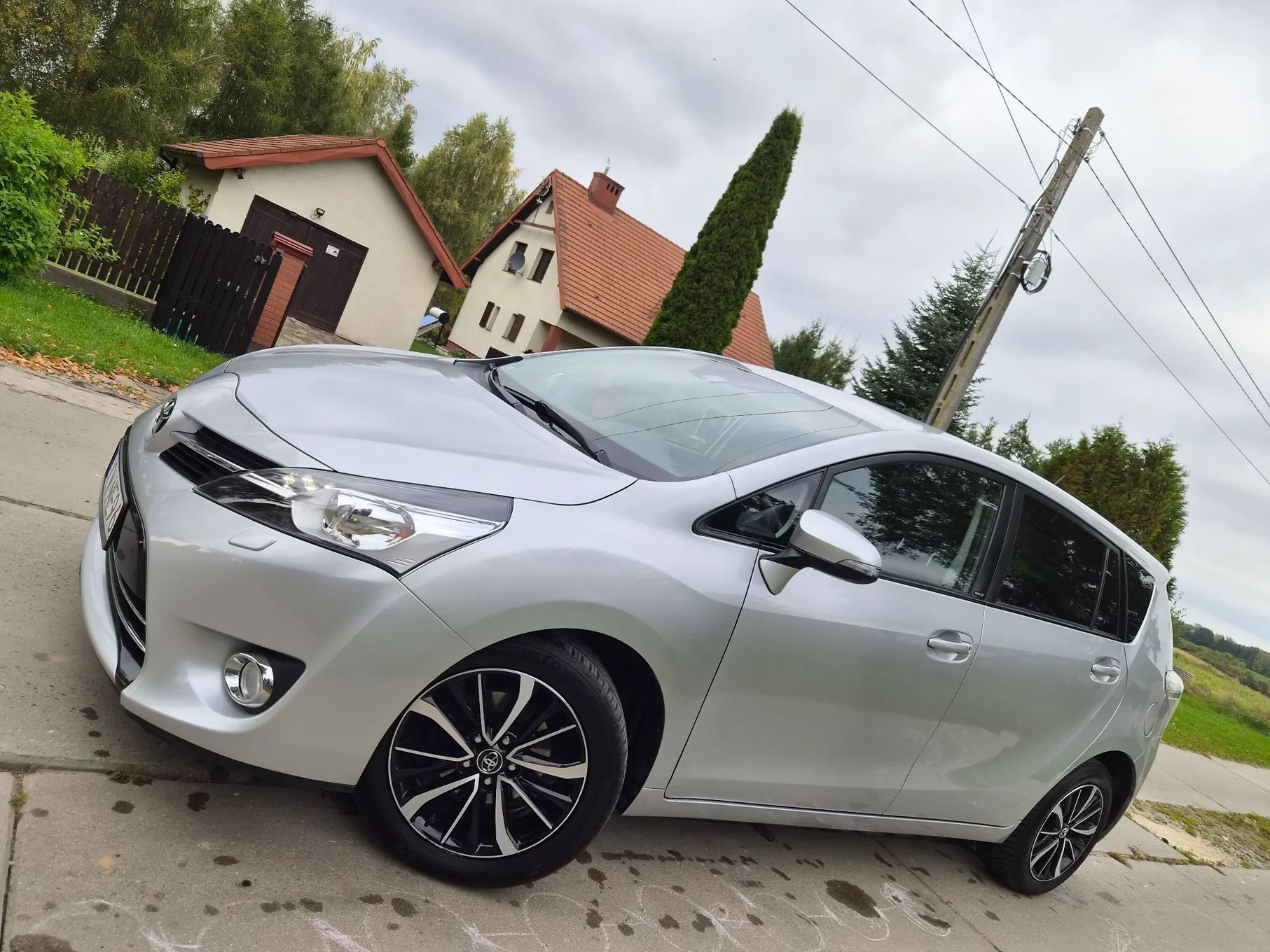 Toyota Verso 1.8 147 KM !!! Edition S+ !!! XENON+LED !!! 142 tys. km !!! SERWIS !!!