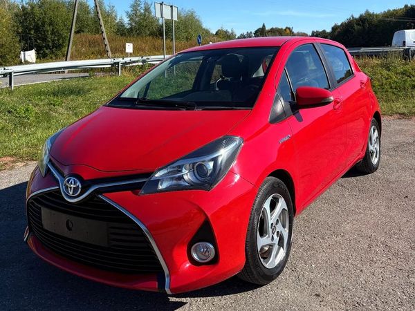 Toyota Yaris Piękny lakier || Zadbane || Niski Przebieg ||