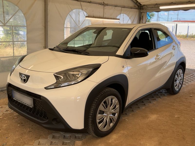 Toyota Aygo X 1.0 VVT-i Business Edition