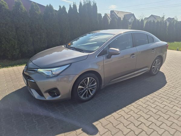 Toyota Avensis Polski salon 143km D4D premium 2015/2016