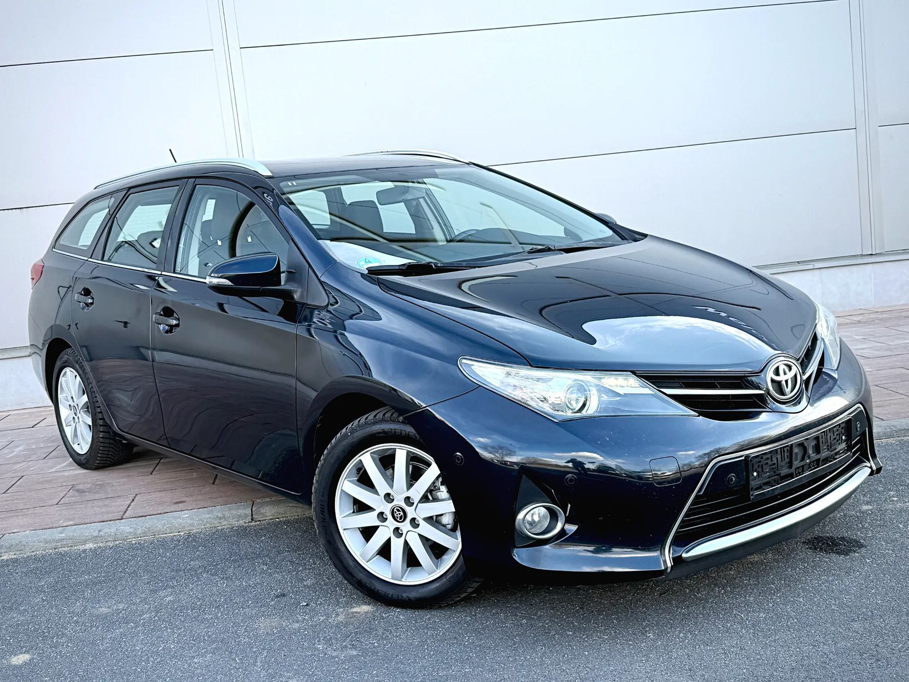 Toyota Auris 1.6 Petrol 2013