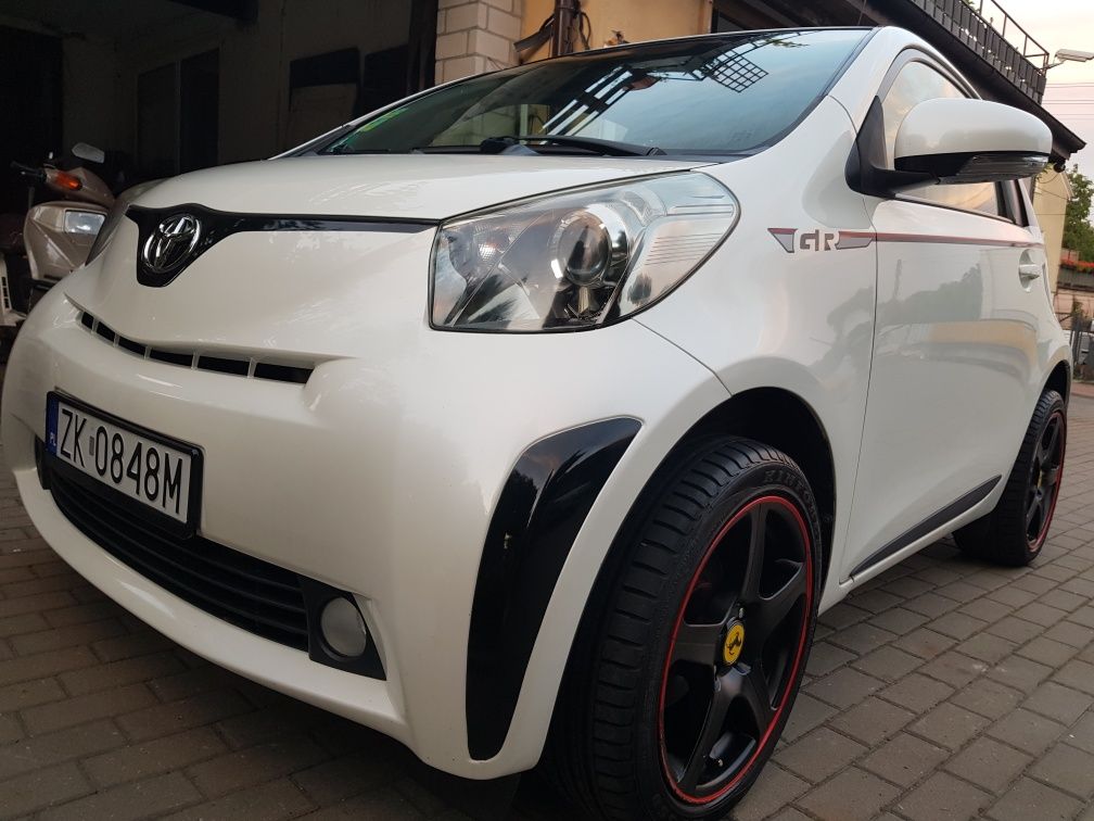 Toyota iQ 1.4 D-4D 2011