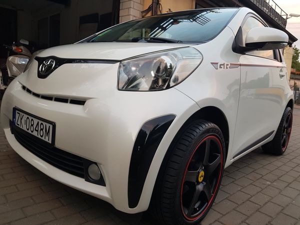 Toyota iQ 1.4 D-4D 2011