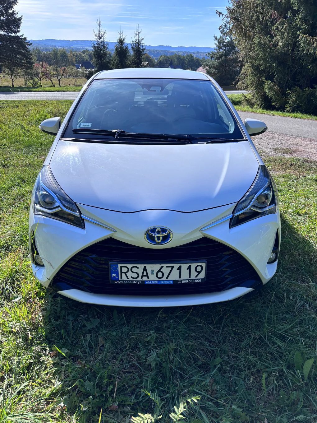 Toyota Yaris stan, bardzo dobry, komplet nowych opon zimowych w cenie