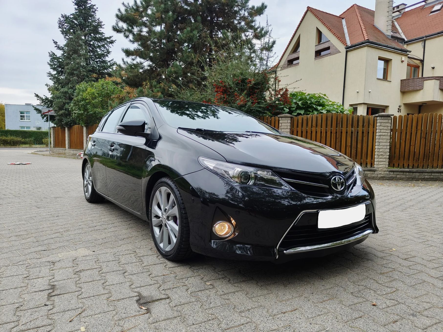 Toyota Auris 1.6 Petrol 2013