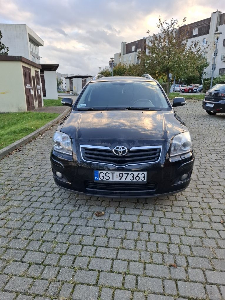 Toyota Avensis 1.8 benzyna-gaz