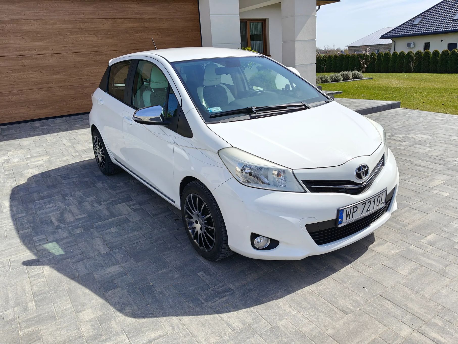 Toyota Yaris 1.3 Petrol 2013