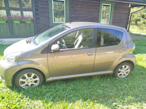 Toyota Aygo 1.0 Petrol 2012