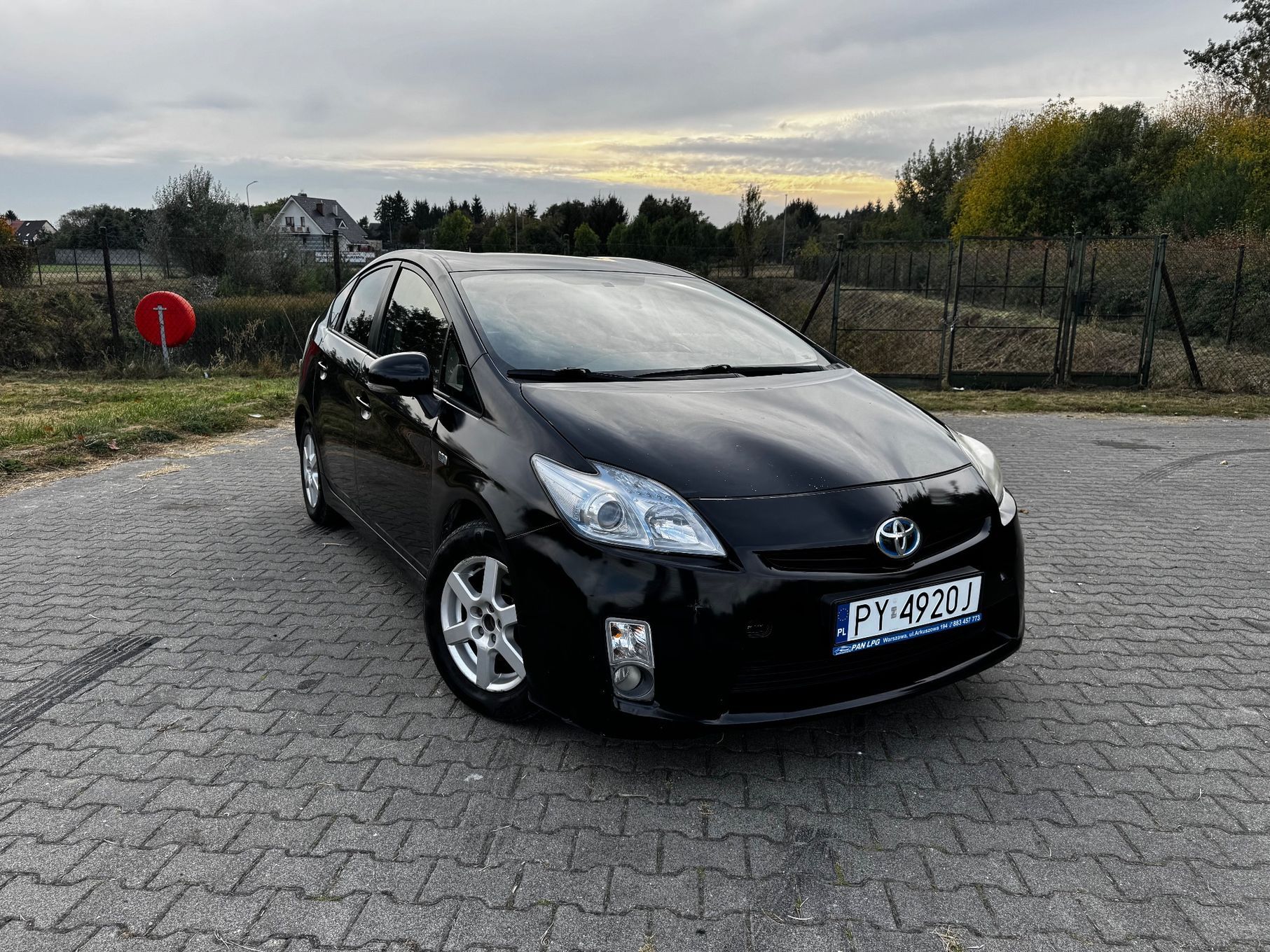 Toyota Prius Toyota Prius III, Brązowe skórę | 2009 | LPG | Stan dobry