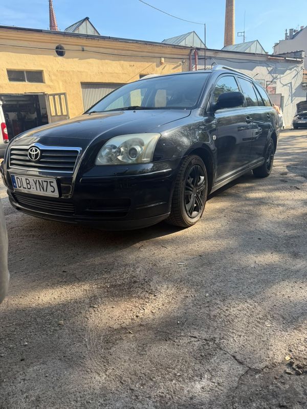 Toyota avensis 1.8