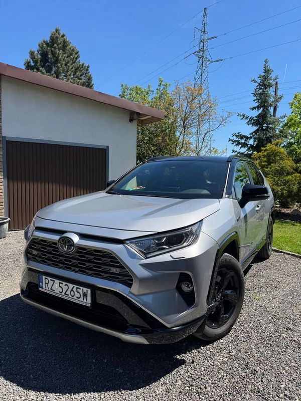 Toyota RAV-4 2.5 Hybrid 4x4 2019