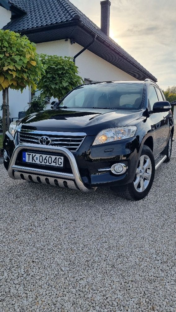 Toyota RAV-4 2.0 Petrol 4x4 2011