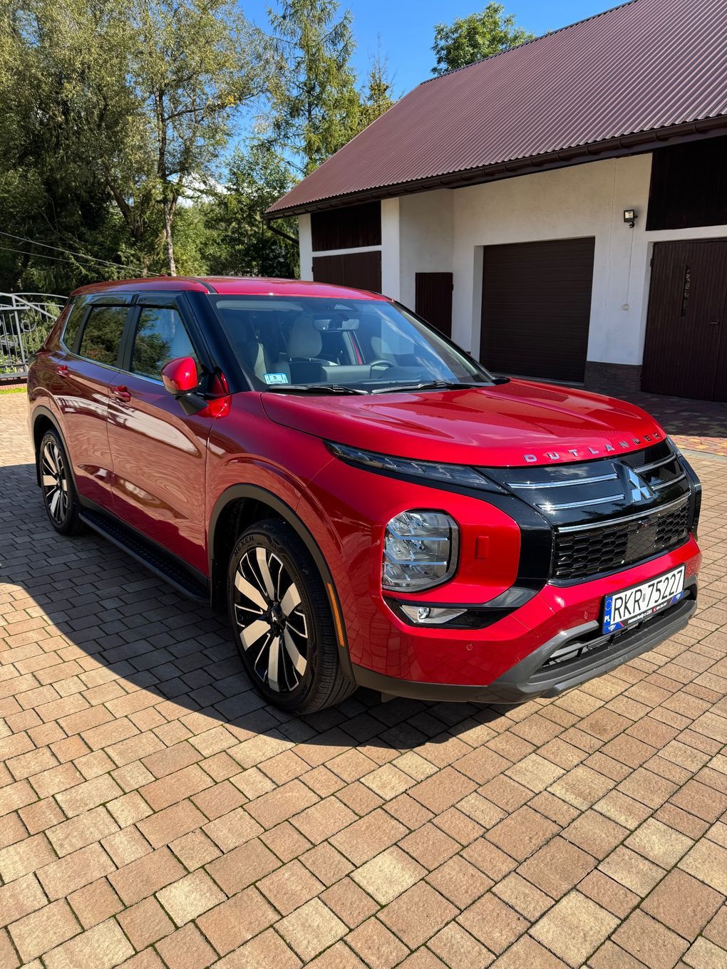Mitsubishi Outlander 2.4 Petrol 2025