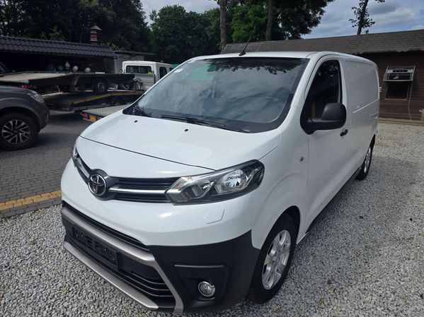 Toyota ProAce pierwszy właścciel,zarejestrowany,faktura vat marza