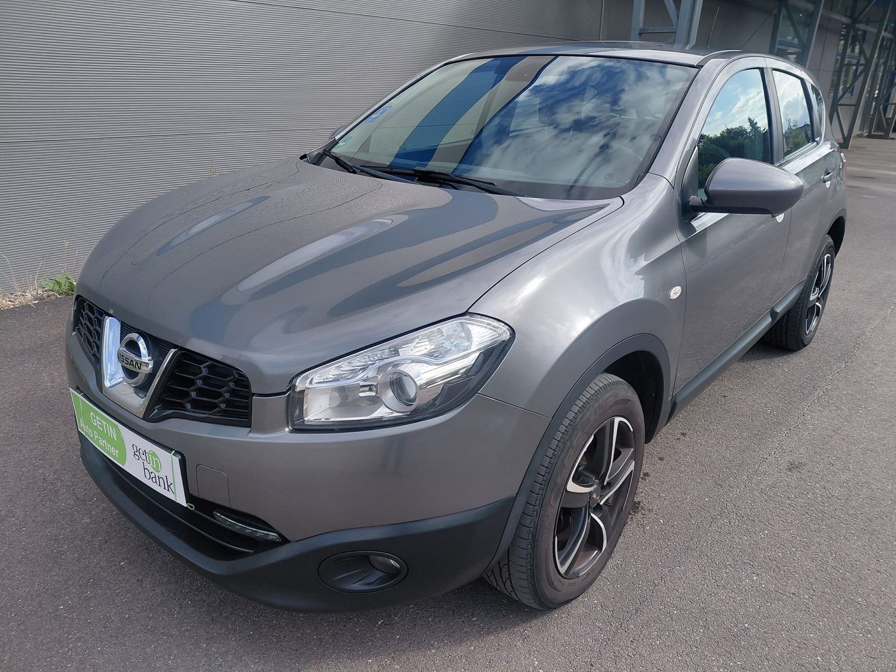 Nissan Qashqai 2.0 Petrol 4x4 2012