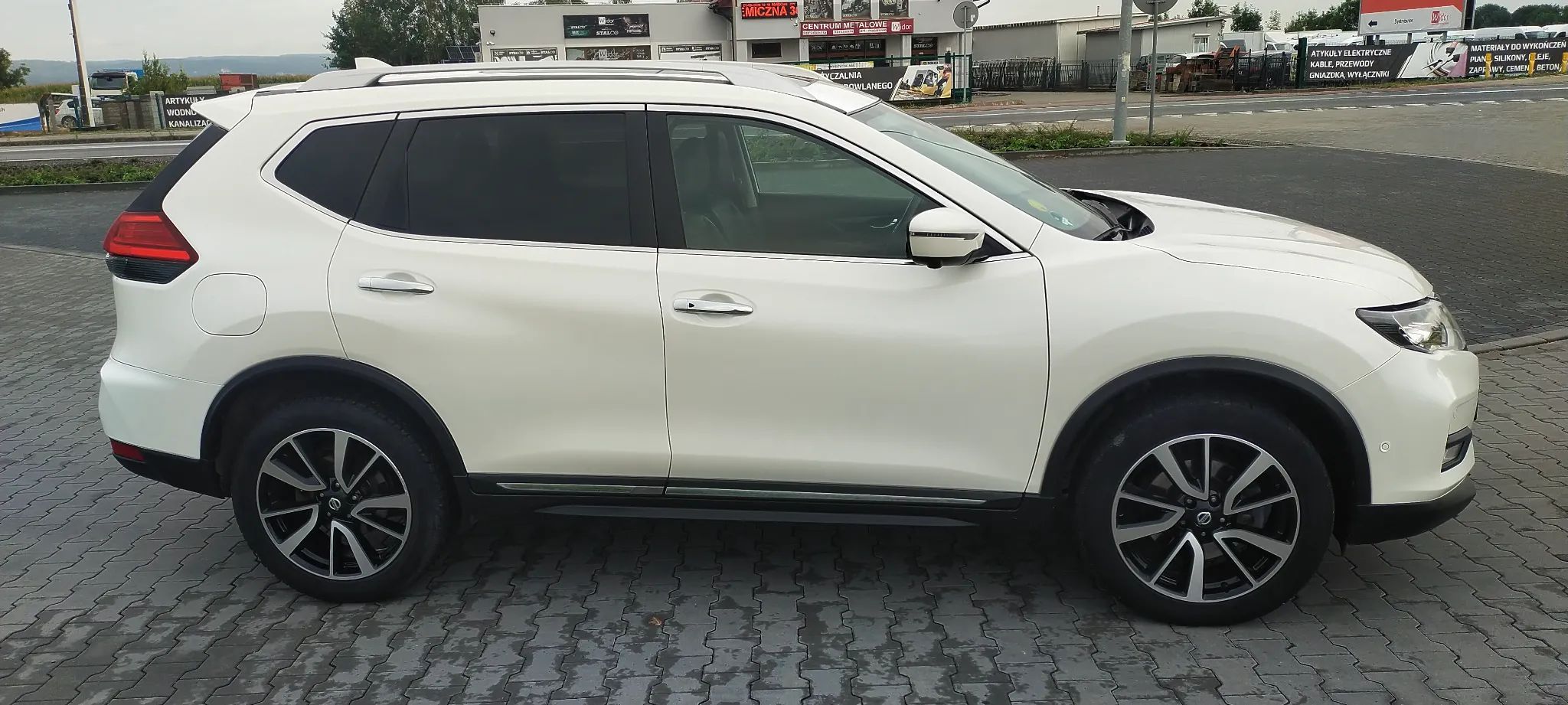 Nissan X-Trail 1.7 dCi 150KM Tekna 2WD