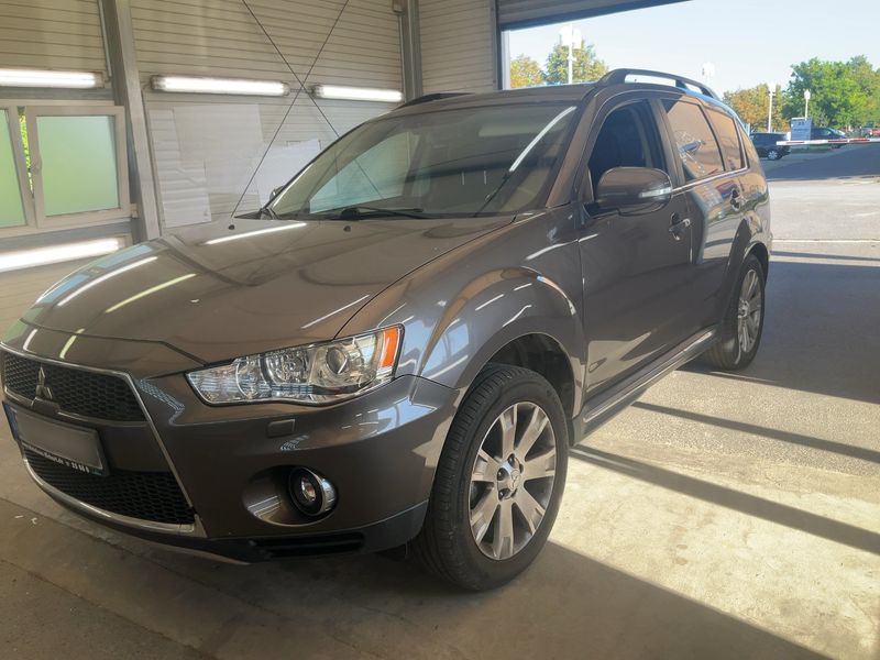 Mitsubishi Outlander 2.2 DI-D Xtra 2WD