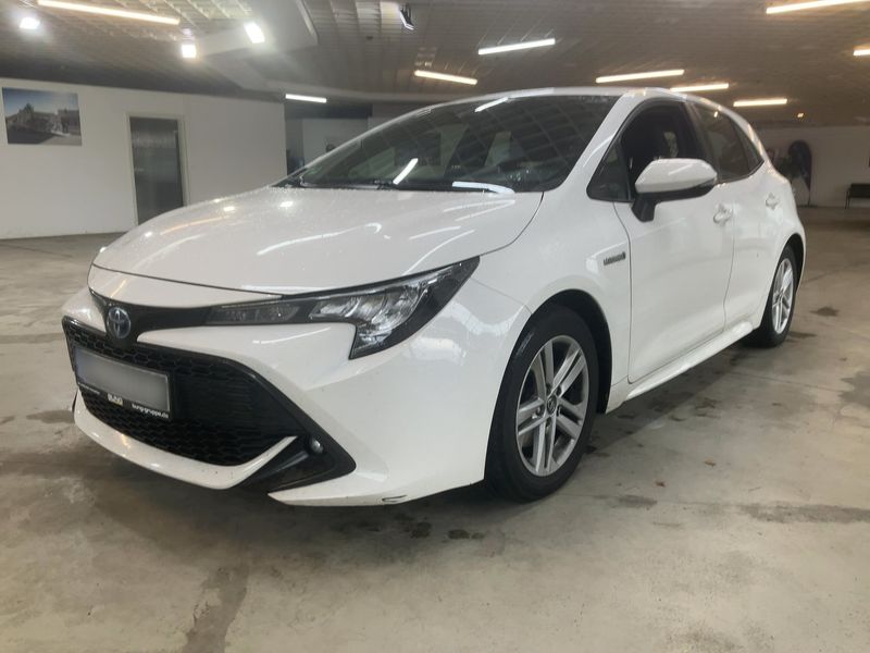 Toyota Corolla 2.0 Hybrid Business Edition