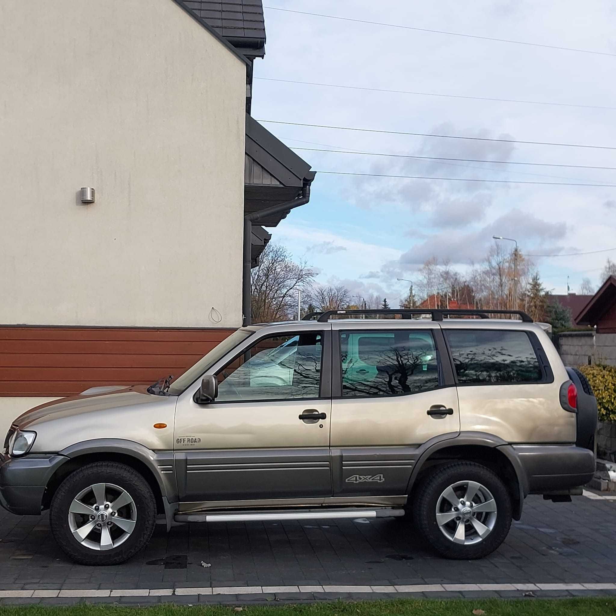 Nissan Terrano II