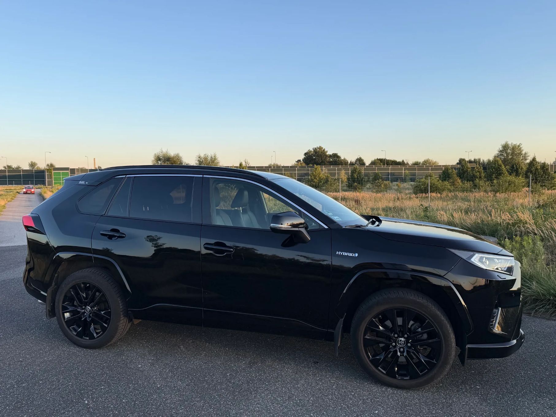 Toyota RAV4 Toyota RAV4 2.5 Hybrid Black Edition by JBL 4x4