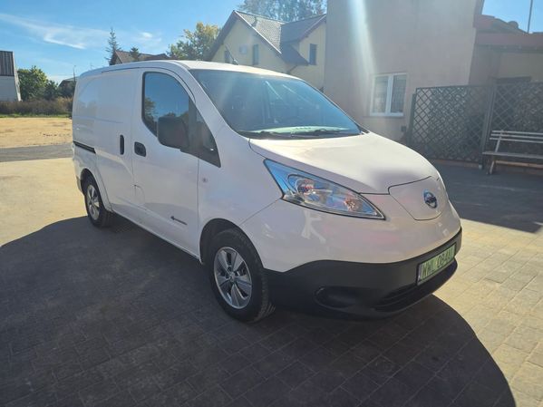 Nissan NV200 E-Nv 200 od właściciela, dwa komplety kół, zasięg 120km, nawigacja
