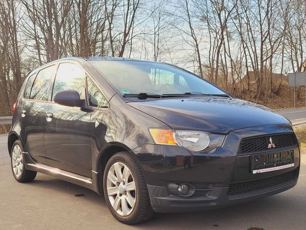 Mitsubishi Colt 1.1 benzyna klimatyzacja system eco podgrzewane fotele