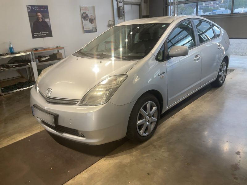 Toyota Prius 1.5 Sol