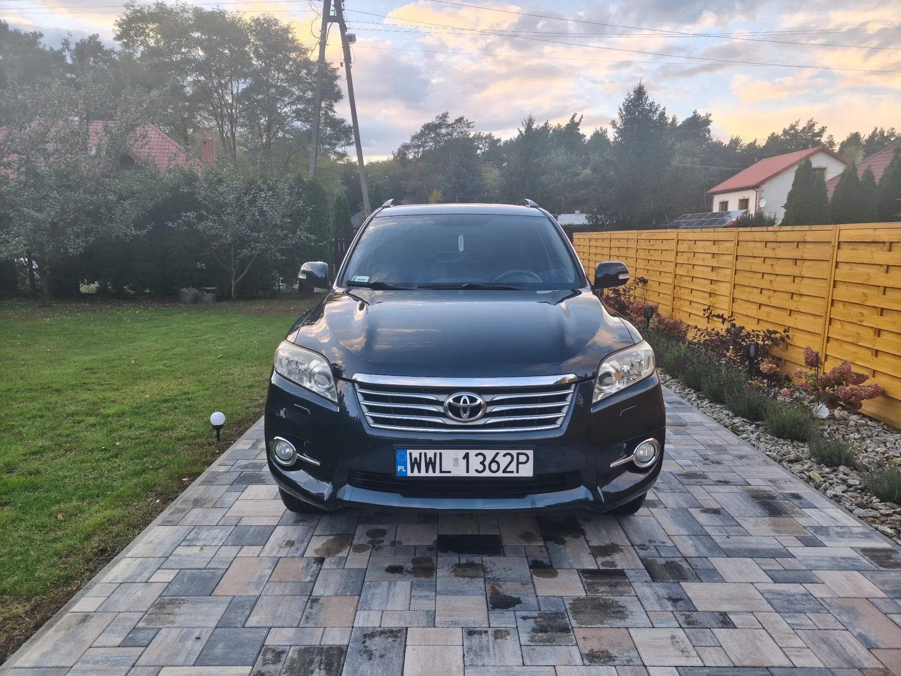 Toyota RAV-4 2.0 Petrol 2012