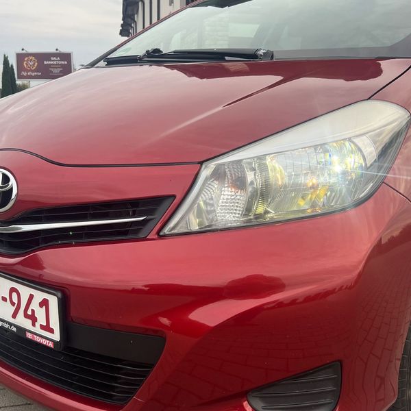 Toyota Yaris 1.3 Petrol 4x4 2011