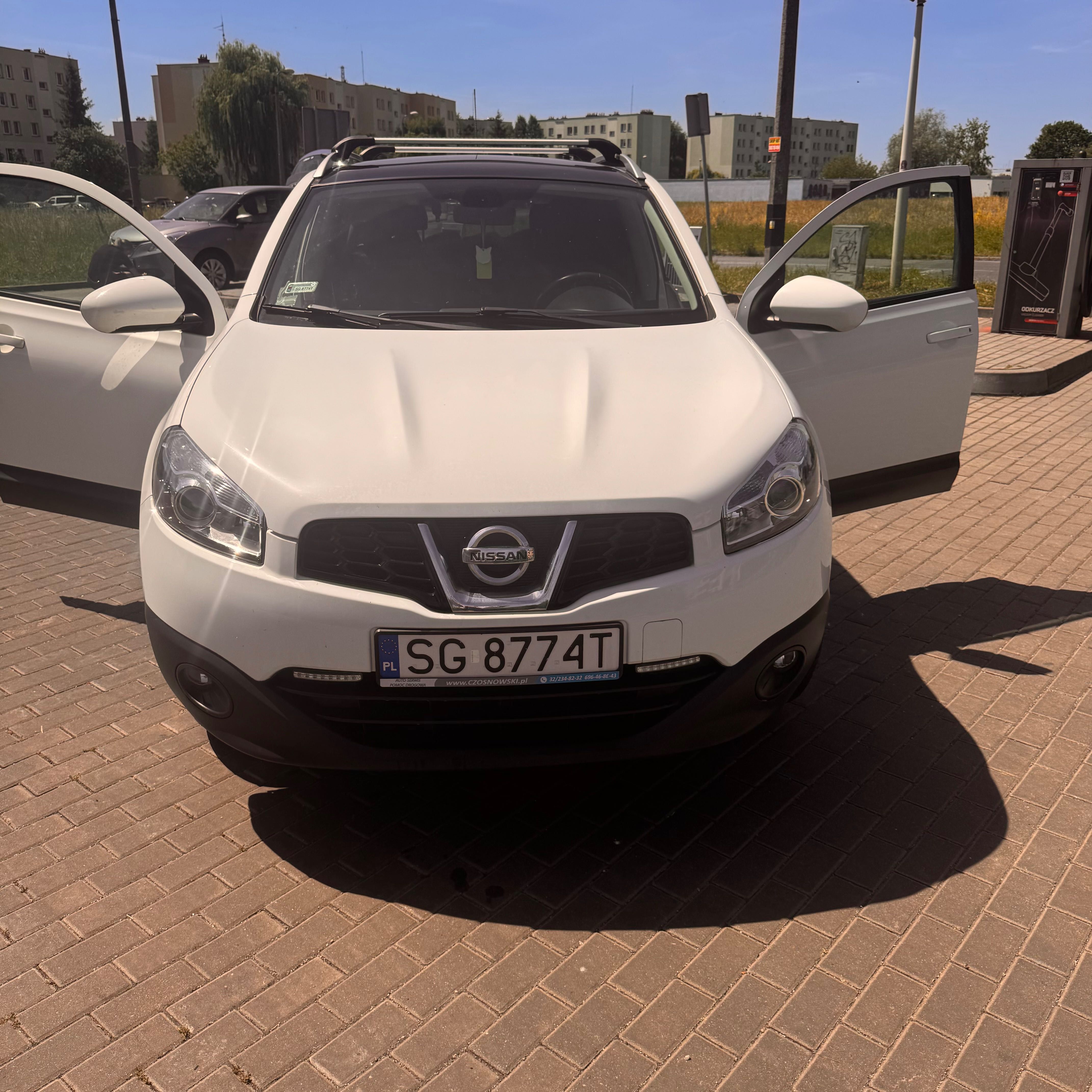 Nissan Qashqai 2010 benzyna 1.6 Tekna